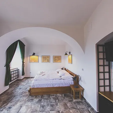 Satlava Apartment *